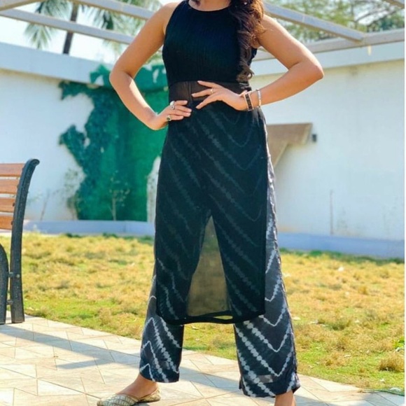 Black Sheer Dress and Tie-Dye Pants Set - Picture 5 of 7